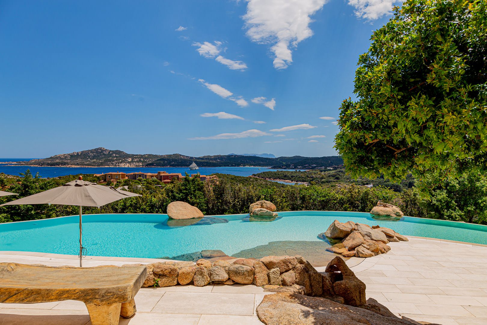 Interior photographer in Porto Cervo in villa the Rock